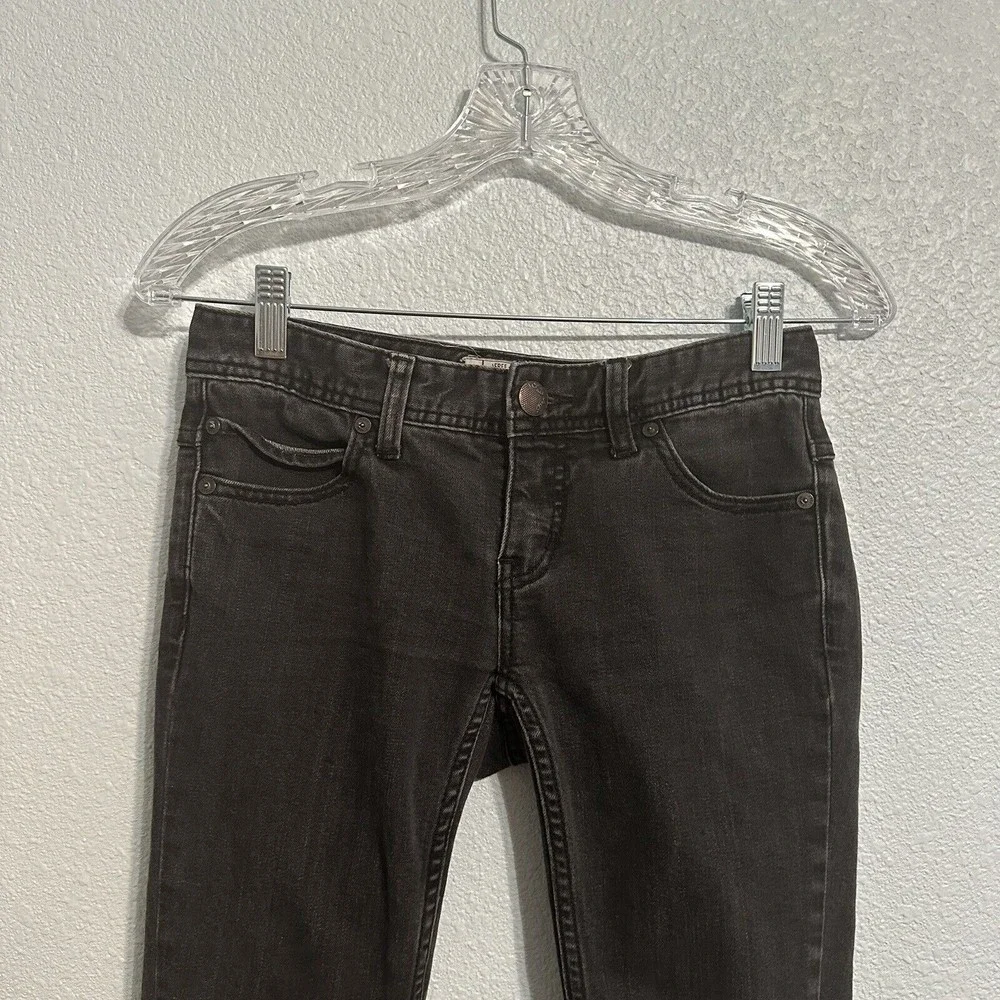 Free People Jeans Womens Size 25 Black Denim Pants Raw Hem Distressed 27x24 - Picture 2 of 8